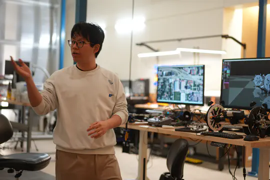 Yuhao Huang successfully defended his master's thesis